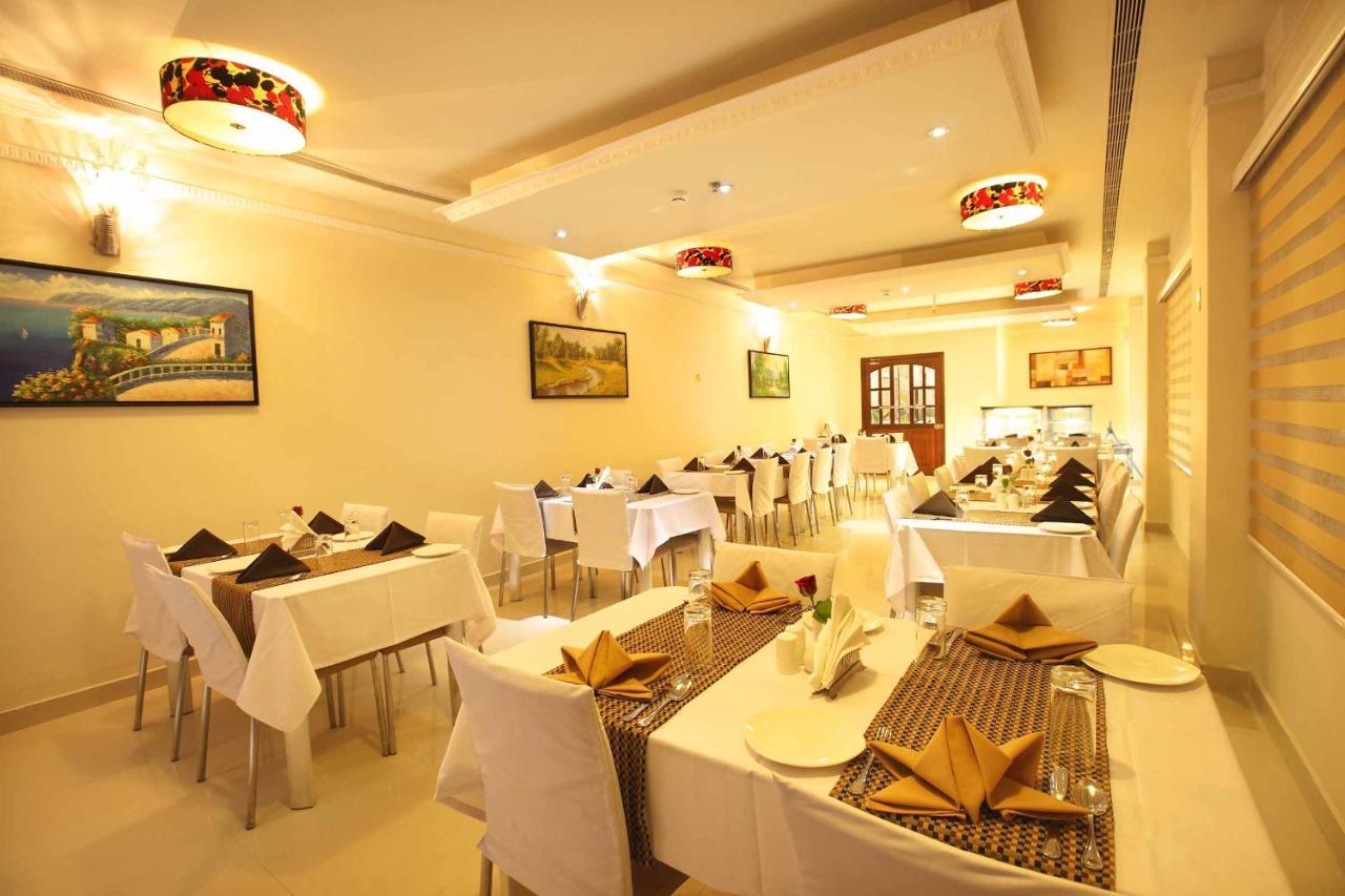 Ambalakkara Regency Hotel Kottārakara Exterior foto